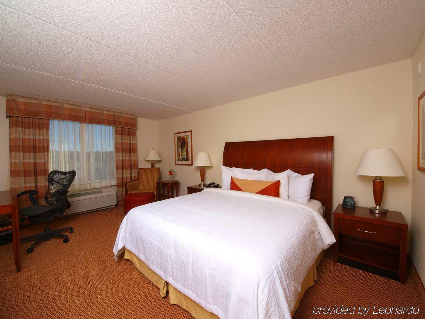 Hilton Garden Inn Myrtle Beach/Coastal Grand Mall Phòng bức ảnh